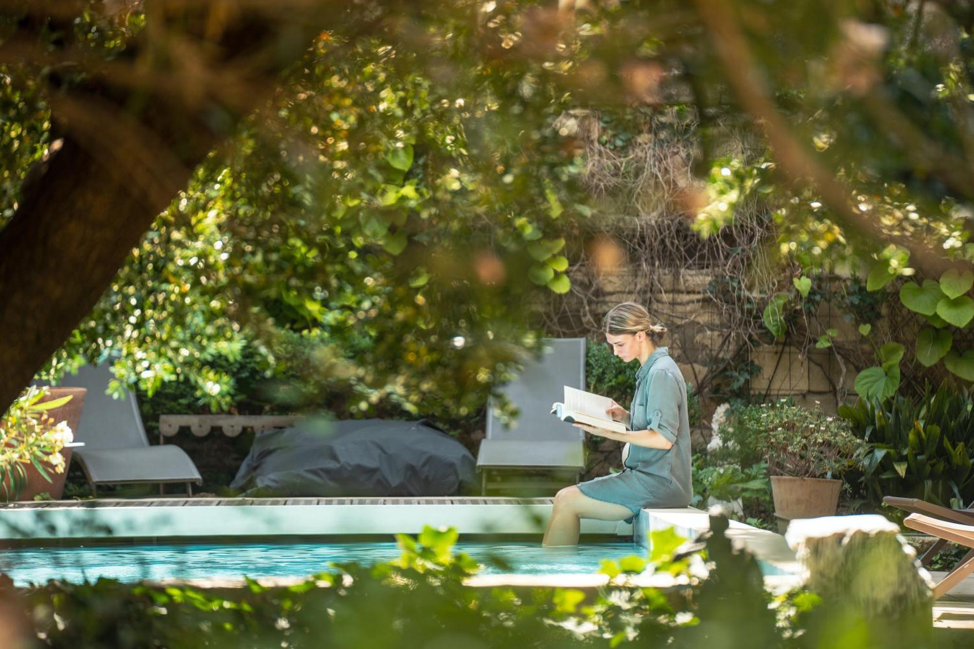 Les Jardins De Baracane Avignon Exterior photo